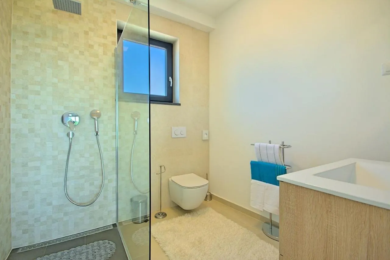 Villa Rose Porec 0*,  Croatia