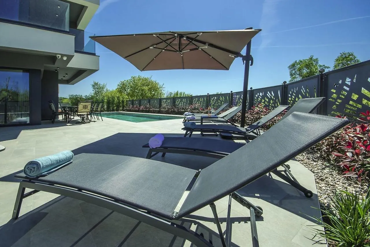 Villa Rose Porec 0*,  Croatia